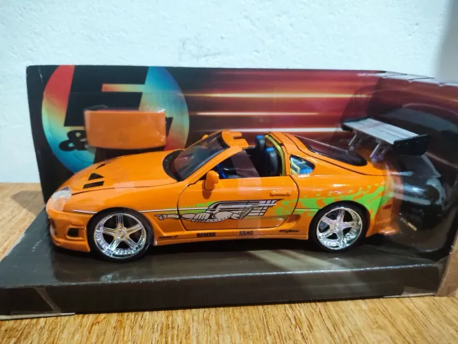 Miniatura Toyota supra velozes e furiosos Escala 1:24 Jada toys Novo 