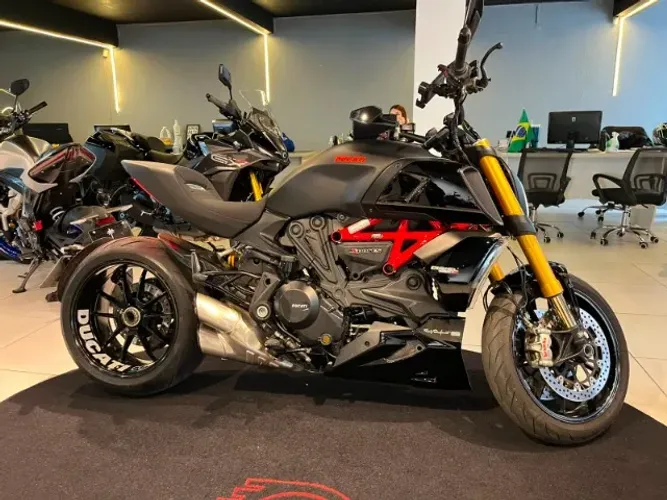 DUCATI DIAVEL S 2020