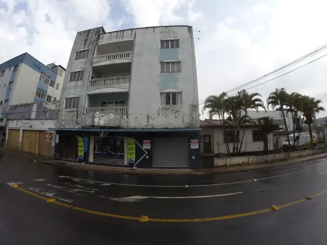Sala térrea para aluguel em Criciúma
