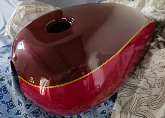 Cover para tanque de moto RE Interceptor