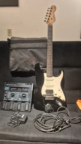 Guitarra MIDI + Roland Gr30 + fonte + cabo GKC5 + bag