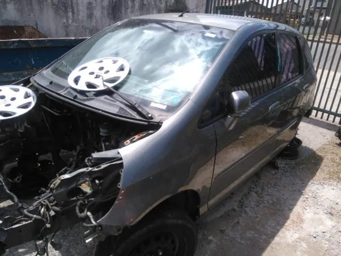 Sucata Para Retirada de peças Honda Fit 2005 1.4