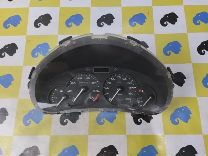 Painel Velocimetro Peugeot 206 1 Plug Conta Giros