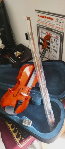 Violino 3/4 Novo Zero ( Não Aceito Troca ).