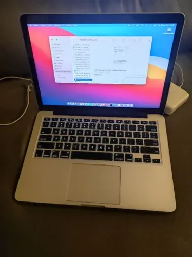 Apple MacBook Pro late 13 (retina)