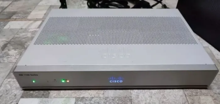 Roteador Cisco Isr 1100 Séries C1111-8plte 8 Portas