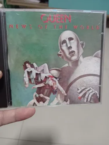 CD QUEEN 