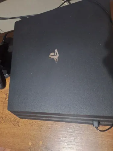 Playstation 4 Pro 1tb