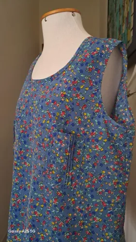 Blusa feminina floral azul* [ promoção por Poucos Dias]