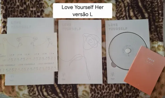 Álbum BTS Love Yourself Her versão L - sem photocard