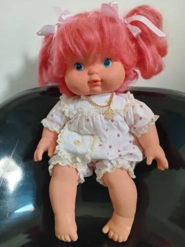 Antiga Boneca moranguinho da estrela anos 80