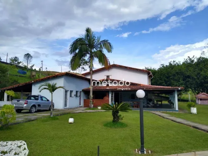 Chácara com 5 quartos à venda, 17873 m² por R$ 1.900.000 - Parque Agrinco - Guararema - SP