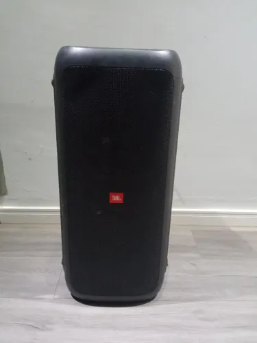 Caixa de Som JBL Party Box 300