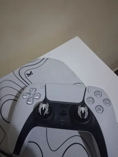 Vendo controle de ps5 com drift