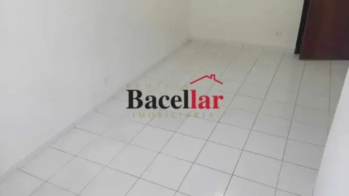 Conjunto de Salas : / Comercial / Vila Valqueire