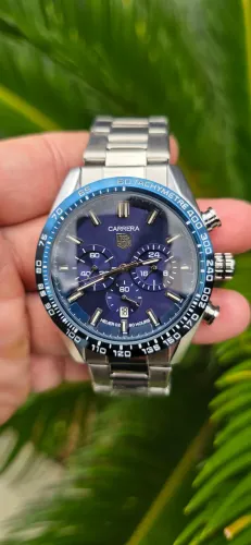 Relógio Carrera Metal fundo azul 
