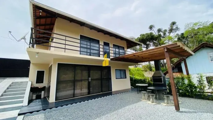 Casa à venda no bairro Palmeiras - Rio dos Cedros/SC