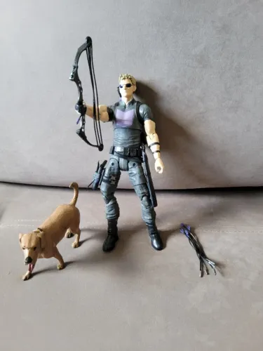 Action Figure - Gavião Arqueiro (Marvel Diamond Select)