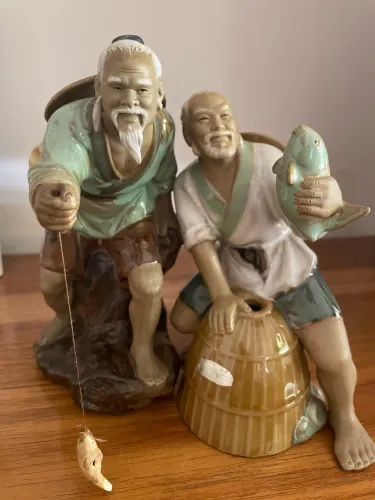 Par de esculturas orientais em porcelana - Pescadores