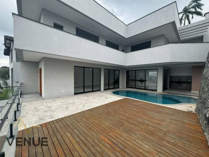 Casa a venda no Hiils III - Arujá - Condominio fechado
