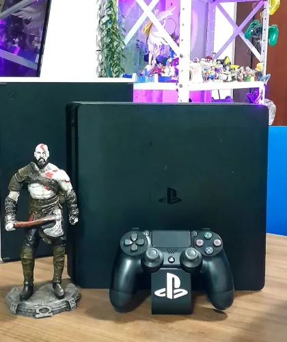 Playstation 4 Slim