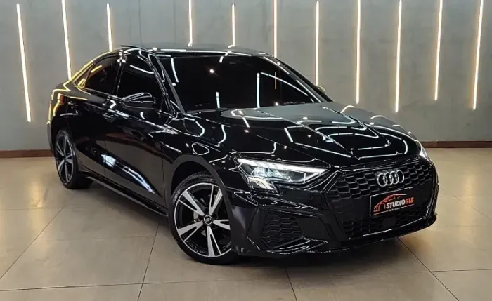 Audi A3 Sed. Perform. Black 2.0 TFSI S-tronic 2022