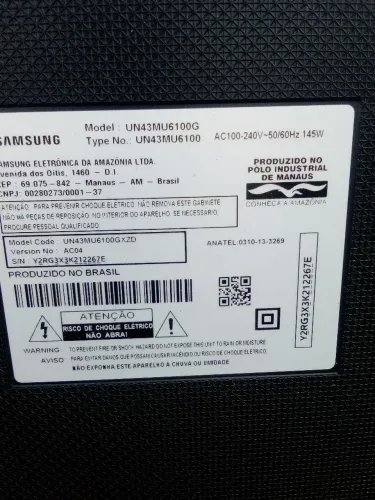 TV 43" Samsung Tela Quebrada.