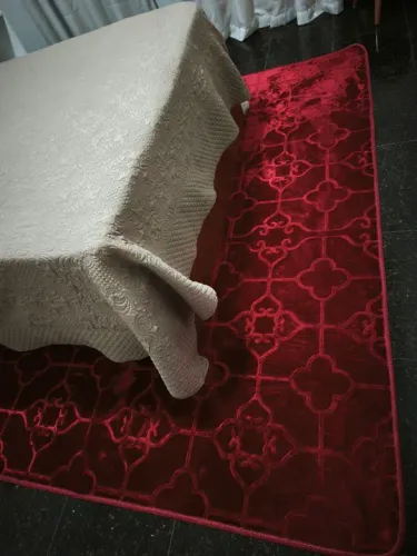 Tapete Felpudo Vermelho para Sala