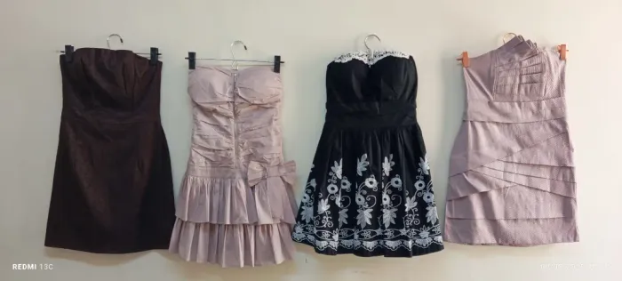 LOTE C/4 VESTIDOS