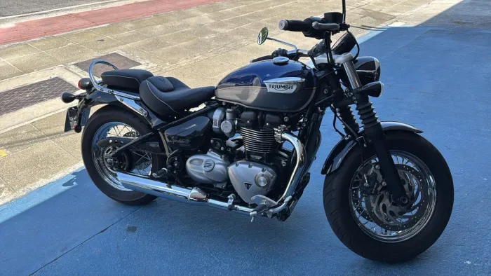 Triumph espeedmaster 1200cc