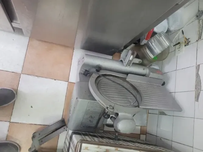 Cortador de frios