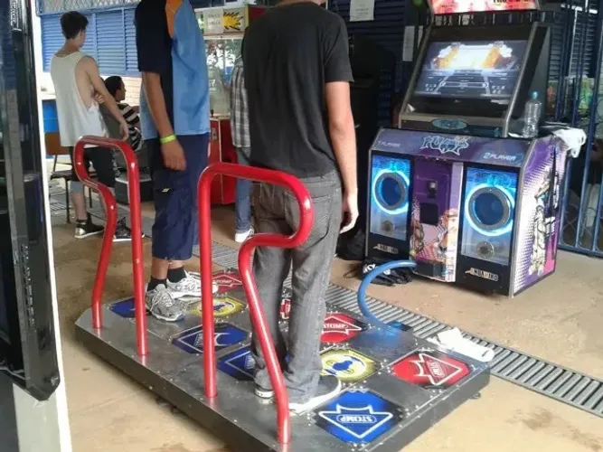 Maquina de dança pump it up