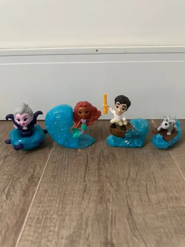 brinquedos Disney bonecos mcdonalds a pequena sereia - 4 unidades