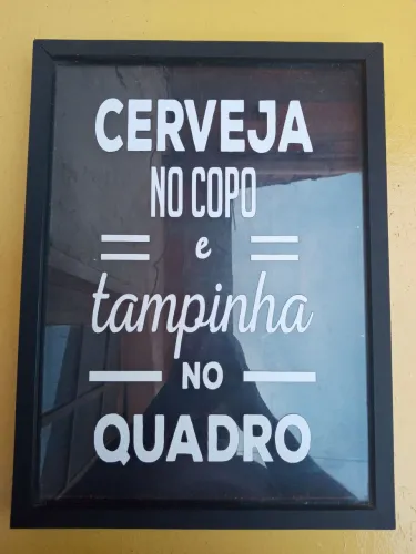 Quadro porta tampinhas de  Cerveja