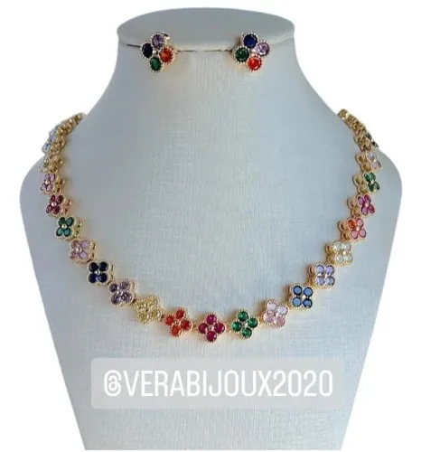 CONJUNTO RIVIERA EM DIAMANTES SWAROVSKI 