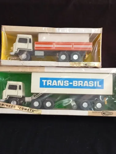 Caminhões marca indústria Cometa de brinquedos