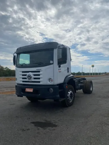 Caminhão VW 17.260 - ano 21/22 167.172 km rodados.