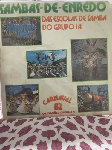 Disco de vinil Sambas de Enredo Carnaval 82 - Grupo 1A