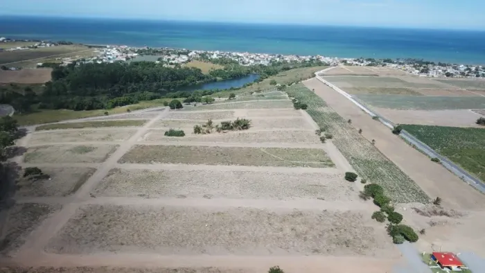 Lote Fundos lagoa ( Praça de Marataízes ) Marataízes ES