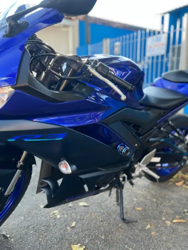 Yamaha R3 ABS 2024 - 30 mil km - Impecável