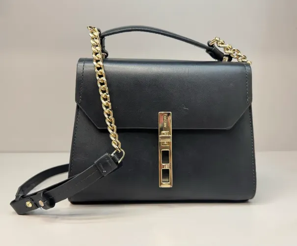 bolsa arezzo preta couro