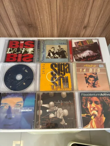 CD s 14 bis ,Beatles, ACDC , MPB