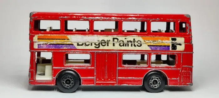 Miniatura Antiga Matchbox Nº 17 "The Londoner" - Berger Paints (Lesney 1972, Inglaterra)