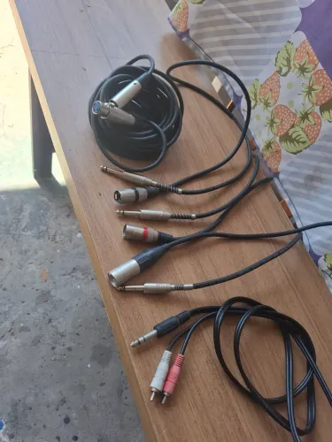 Cabos de áudio profissional