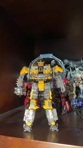 Transformers Studio series KO Battletrap