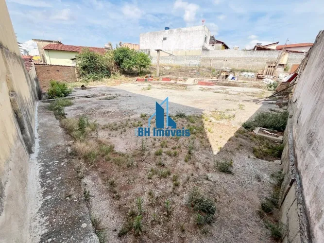 Terreno Lote plano de 630m² no bairro Dom Bosco em Belo Horizonte