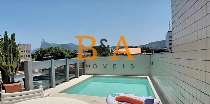 Casarão exclusivo à venda na Rua Manuel Niobei com piscina, área gourmet e vista panorâmic