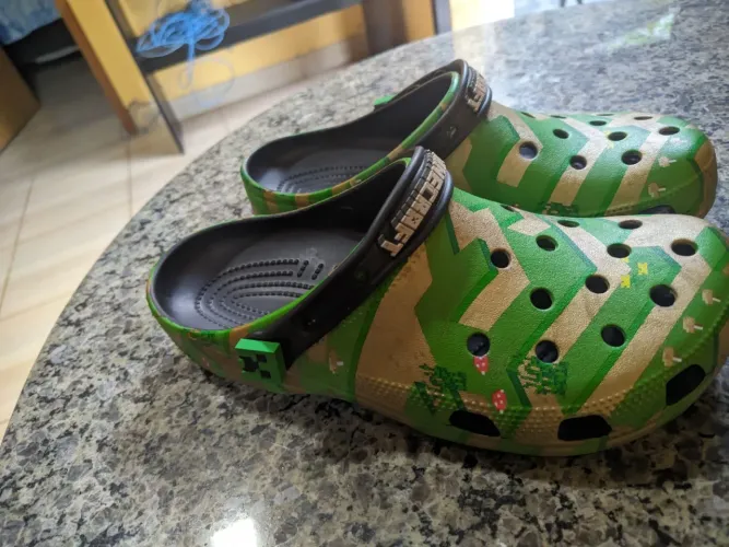 Crocs minecraft (não acompanha jibbitz)