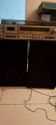 Radio 3 em 1 + televisão de tubo