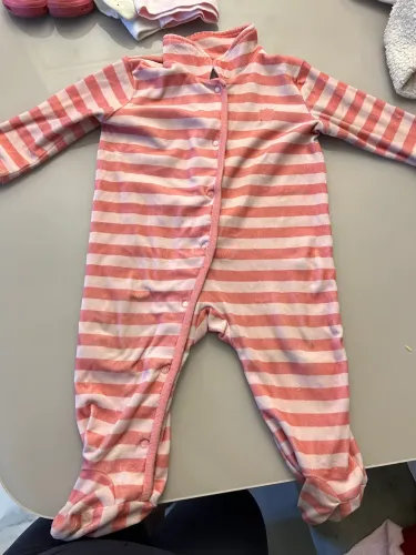 Vendo macacão infantil